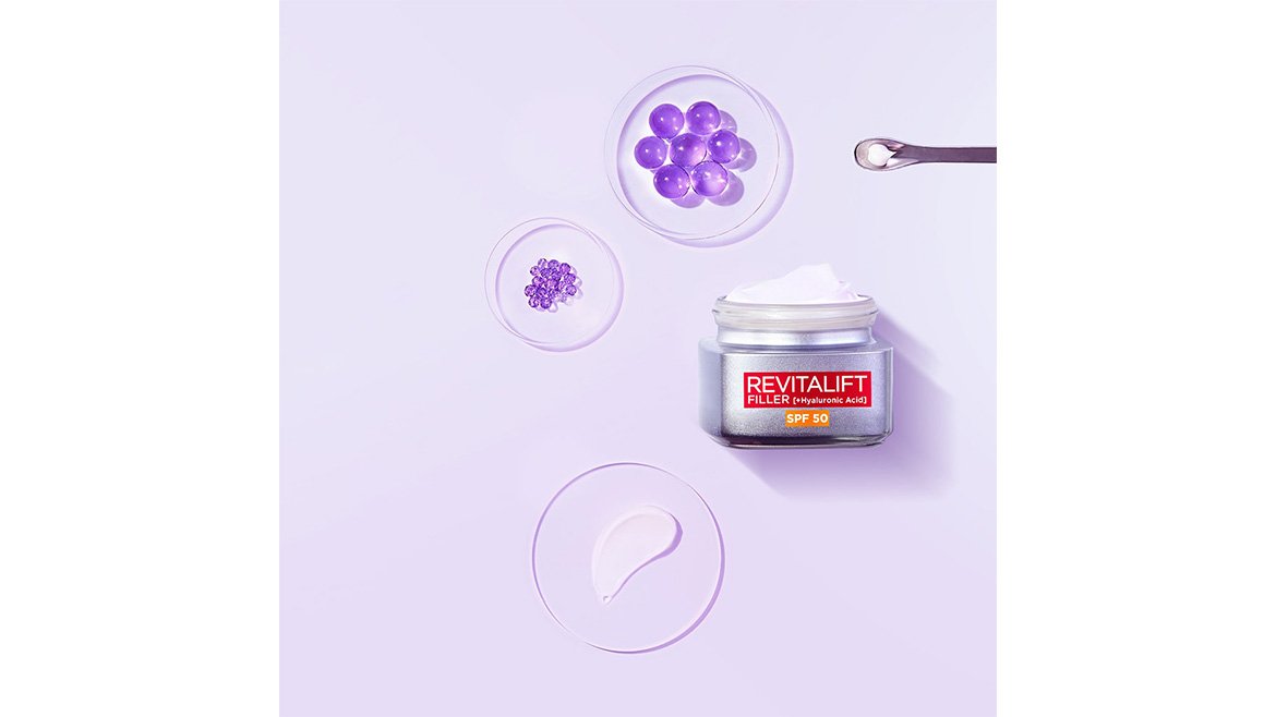 Krem anti-age z kwasem hialuronowym Revitalift Filler Intensywnie Wypełniający z SPF50